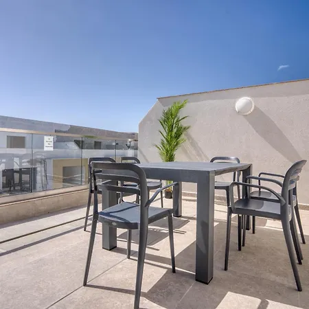 St Julian's Cataleya Luxury דירה